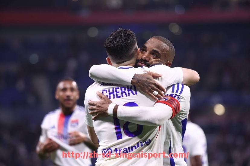 杏彩体育-法甲联赛外援收入构成及其对球队财务的影响分析