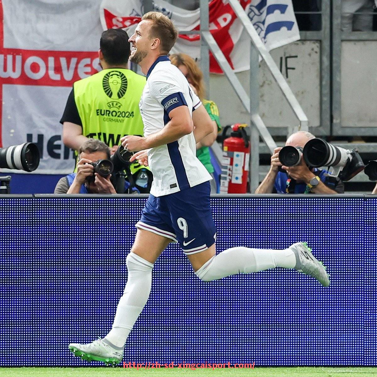 杏彩体育-世俱杯场均传球次数与比赛结果之间的相关性探究